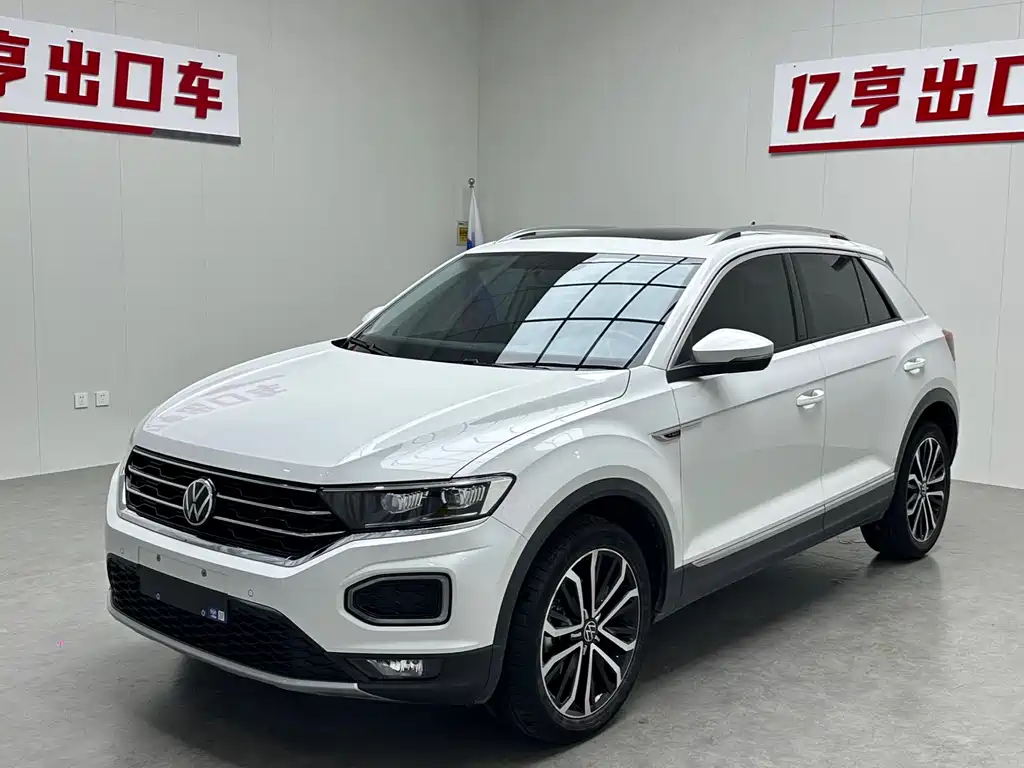 Volkswagen T-Roc 2022 — фото 1