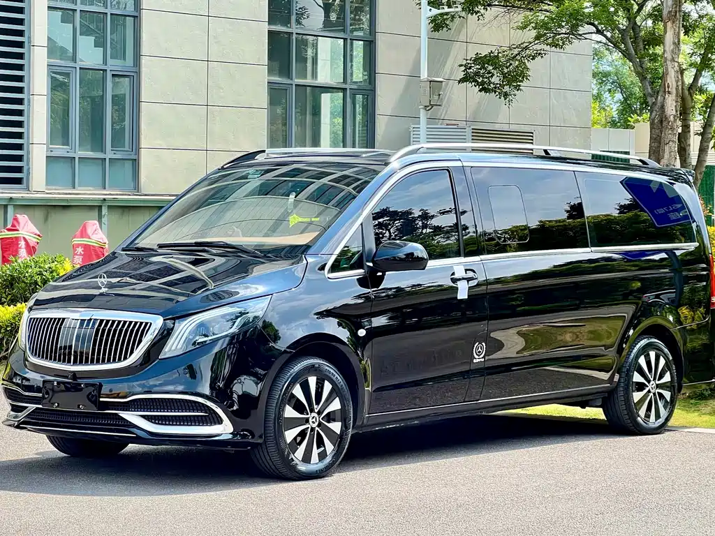 Mercedes-Benz Vito 2023 — фото 1