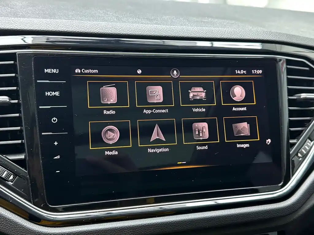 Volkswagen T-Roc 2022 — фото 12