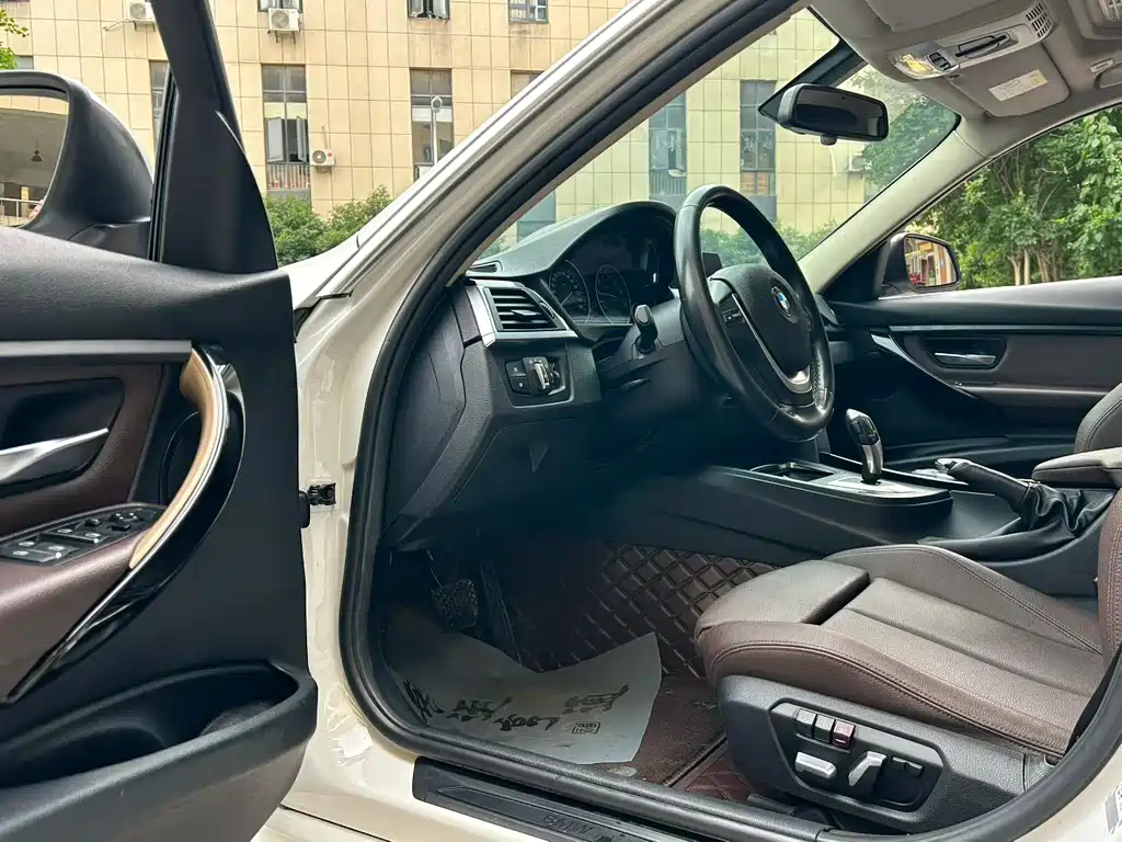 BMW 3 Series 2019