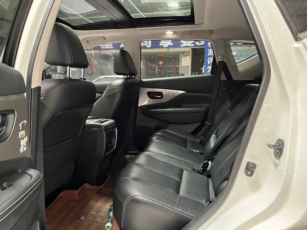Nissan Murano 2018 — фото 11
