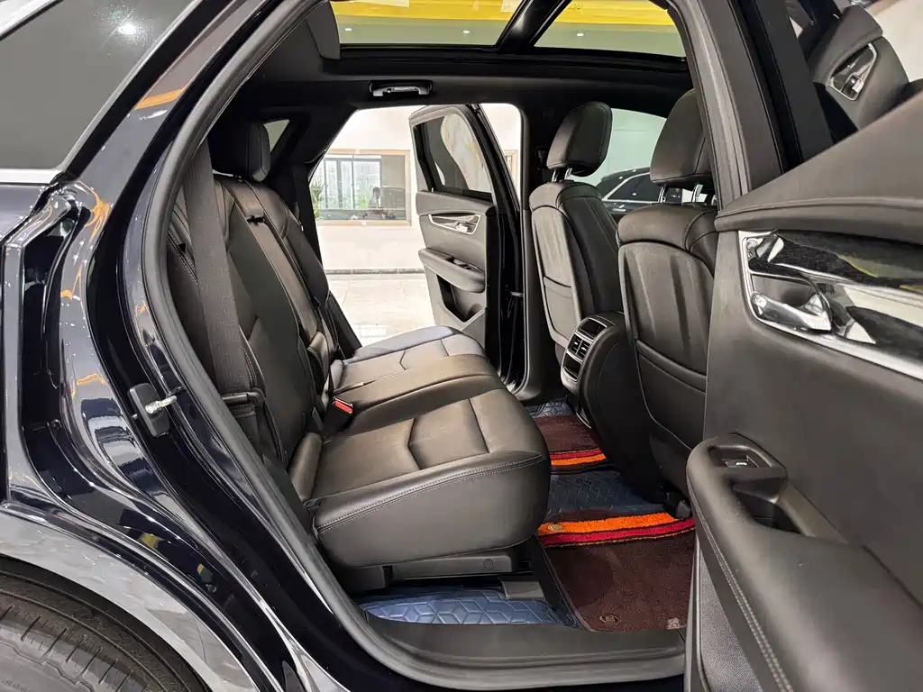Cadillac XT5 2021 — фото 14