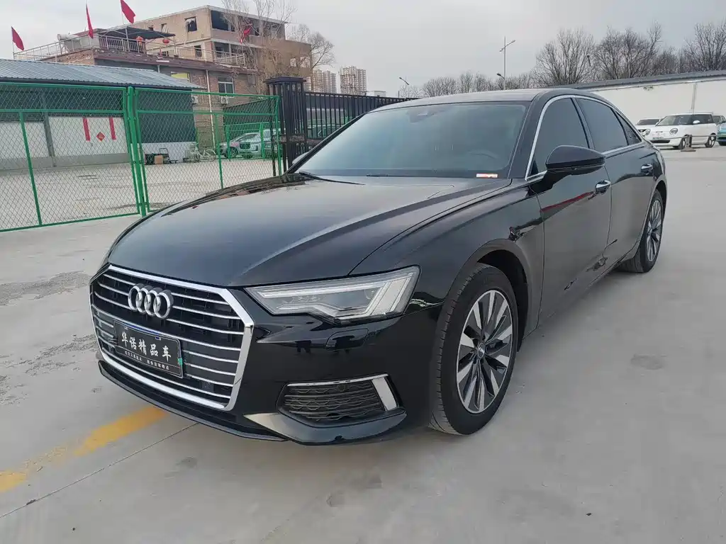 Audi A6L 2019 — фото 1