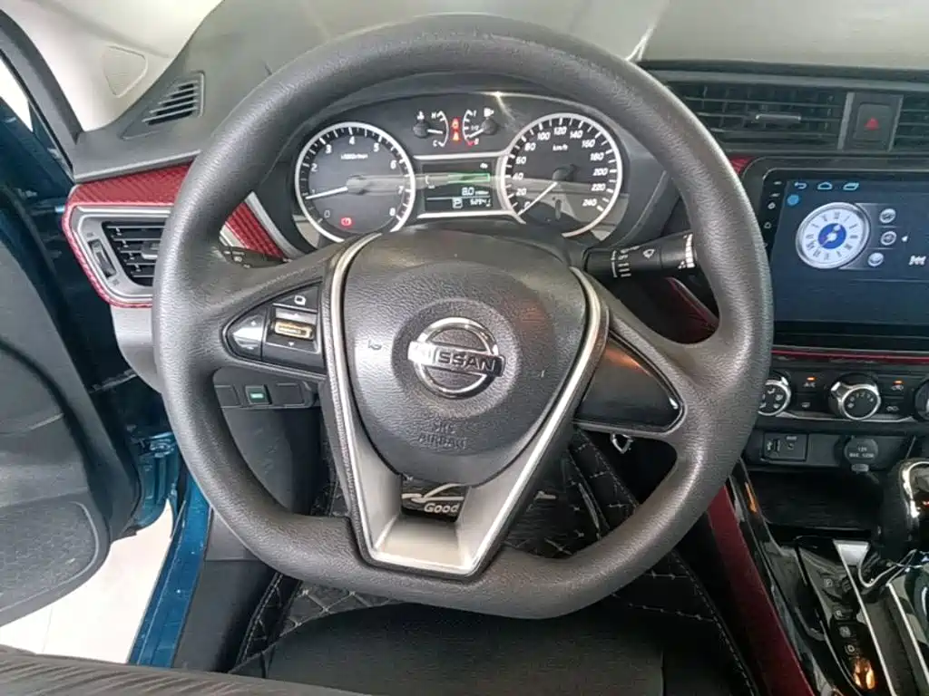 Nissan Bluebird 2018 — фото 11