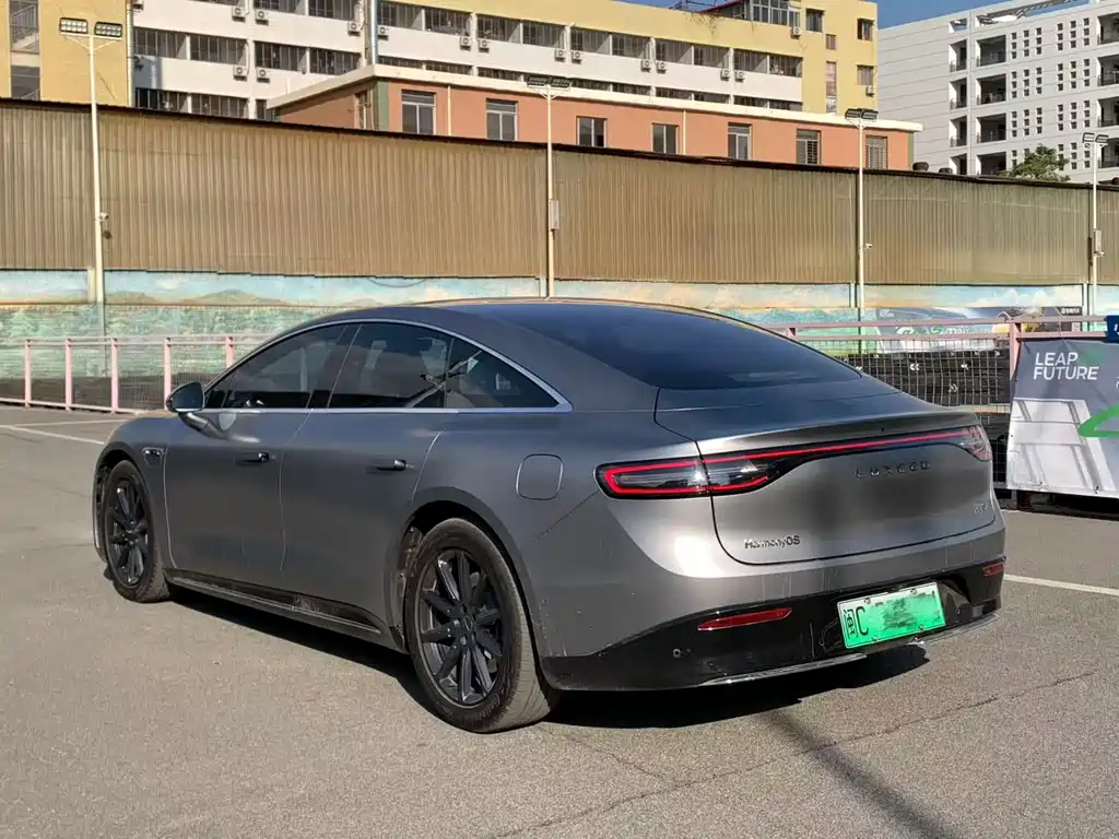 Luxeed Zhijie S7 2024