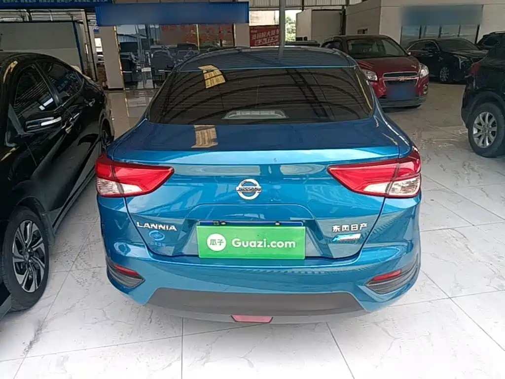 Nissan Bluebird 2018