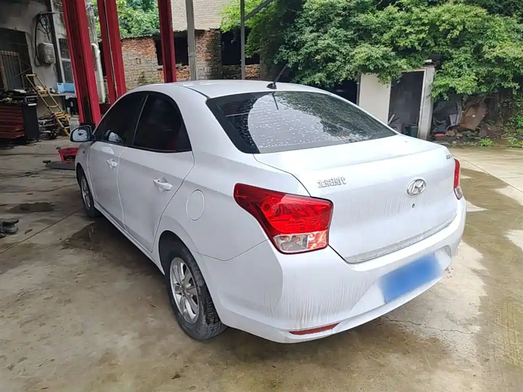 Hyundai Verna 2018 — фото 5