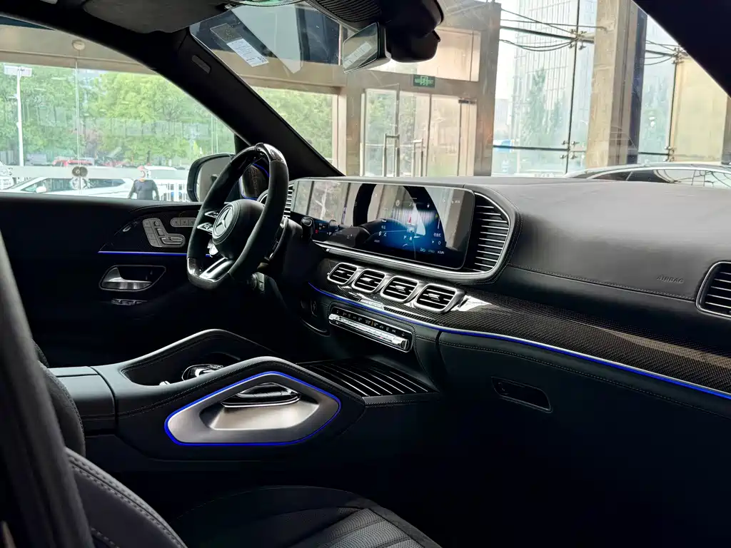 Mercedes-Benz GLS AMG 2026 — фото 24