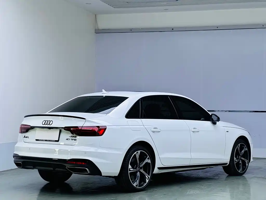 Audi A4L 2025