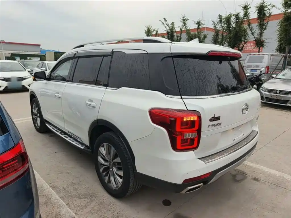 GAC Motor Trumpchi GS8 2018 — фото 5