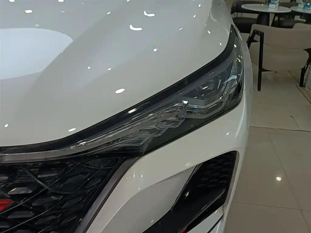 Changan CS75 PLUS 2021 — фото 24