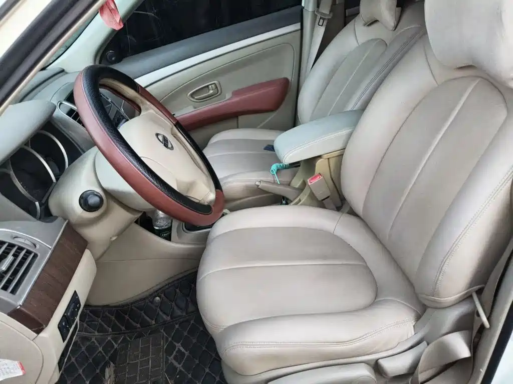 Nissan Sylphy 2016 — фото 16