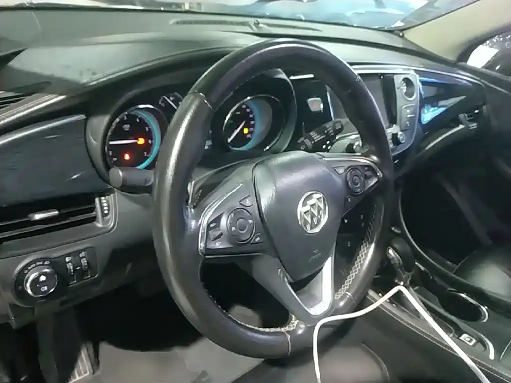 Buick Envision Plus 2015 — фото 10