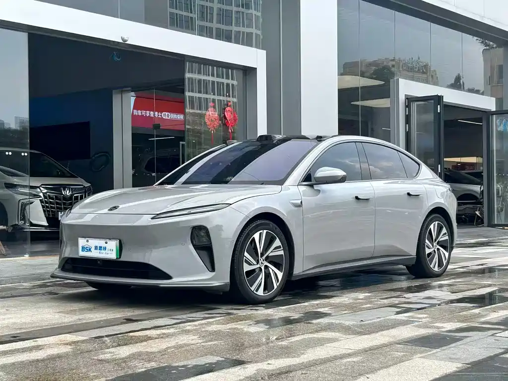 NIO ET5 2024