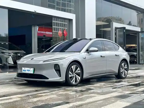NIO ET5 2024