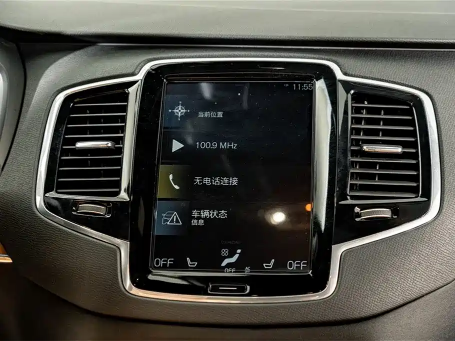 Volvo XC90 2018 — фото 16