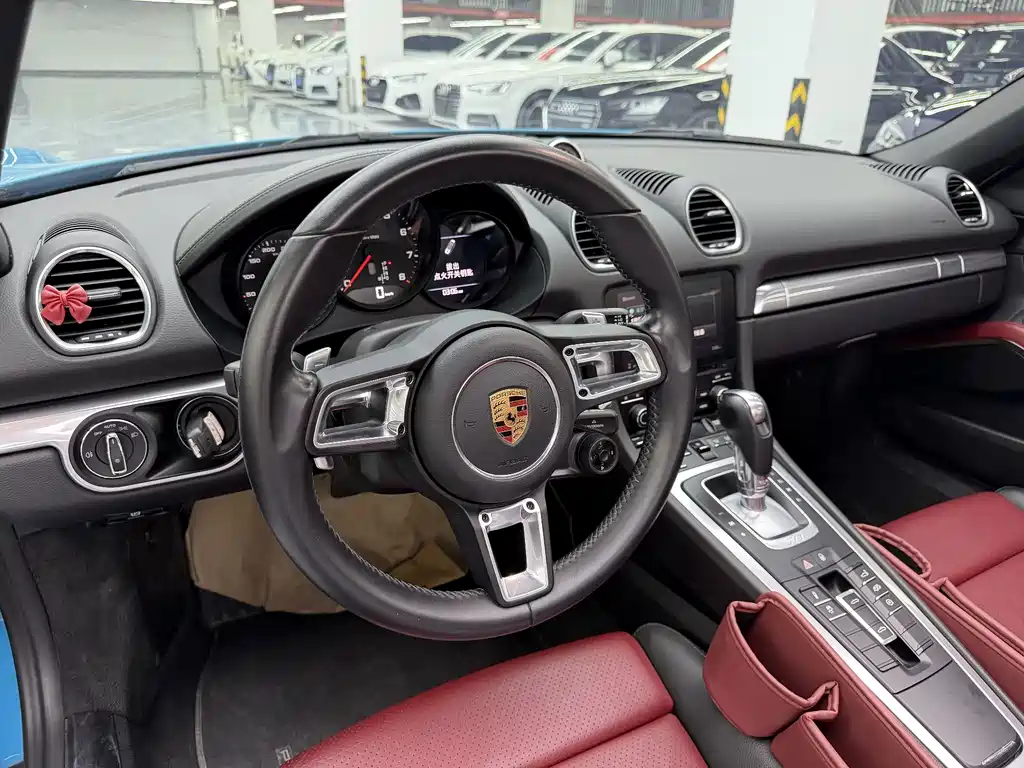 Porsche 718 2017