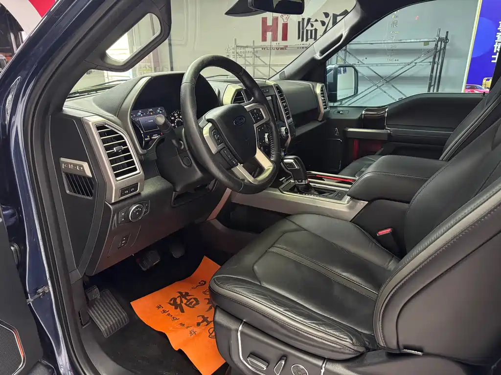 Ford F-150 Raptor 2015