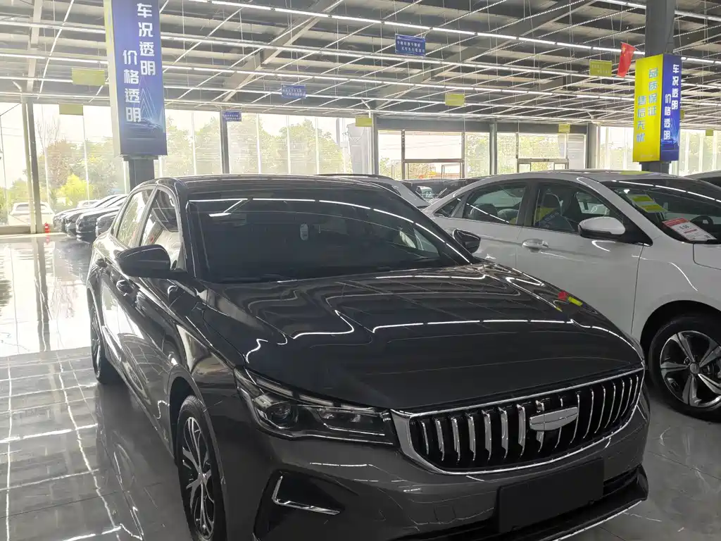 Geely Emgrand 2026