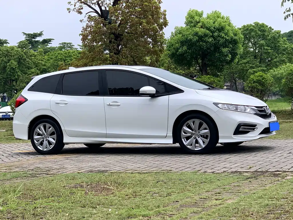 Honda Jade 2018