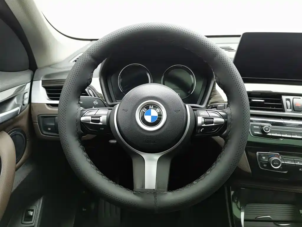 BMW X1 2020 — фото 11