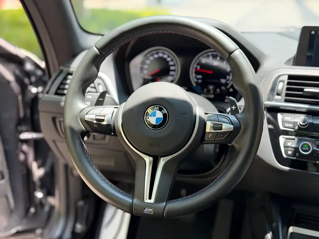 BMW M2 2018 — фото 15