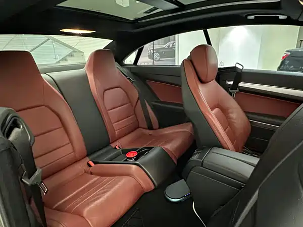 Mercedes-Benz E-Class 2011