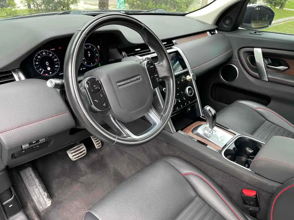 Land Rover Discovery Sport 2020 — фото 16