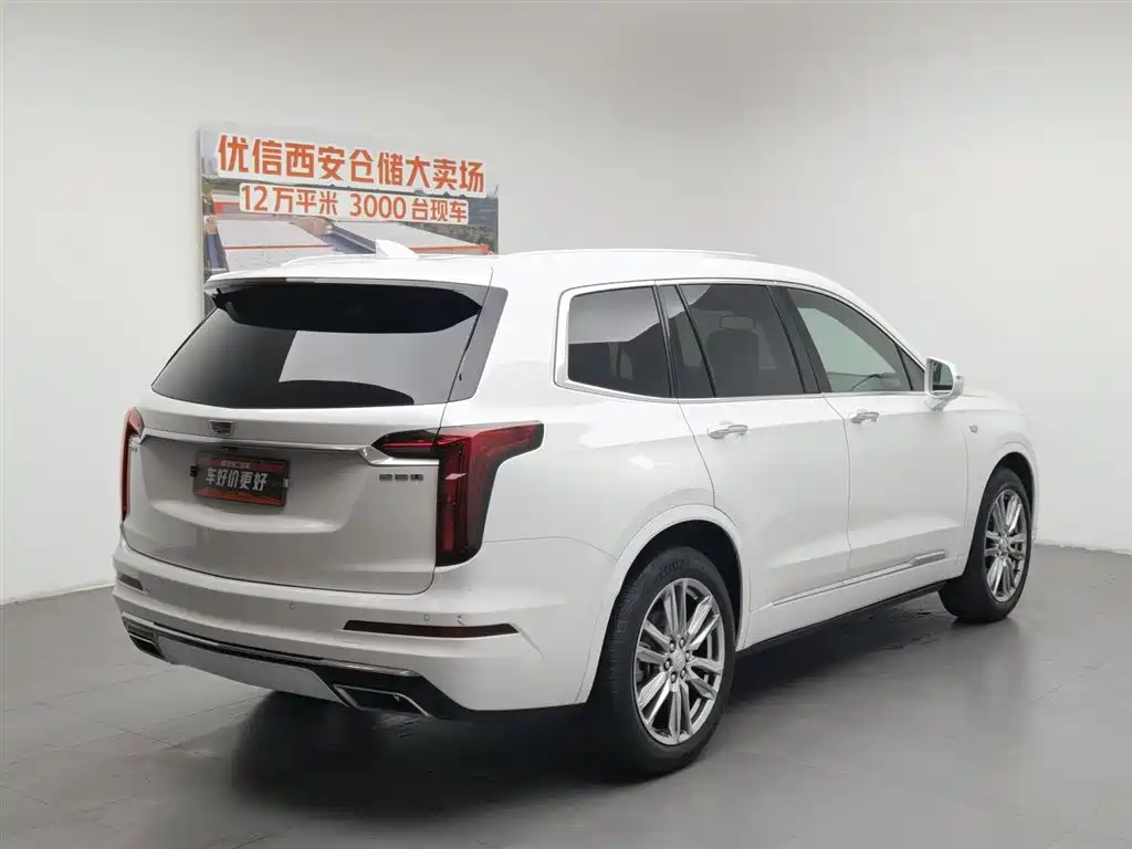 Cadillac XT6 2021 — фото 2