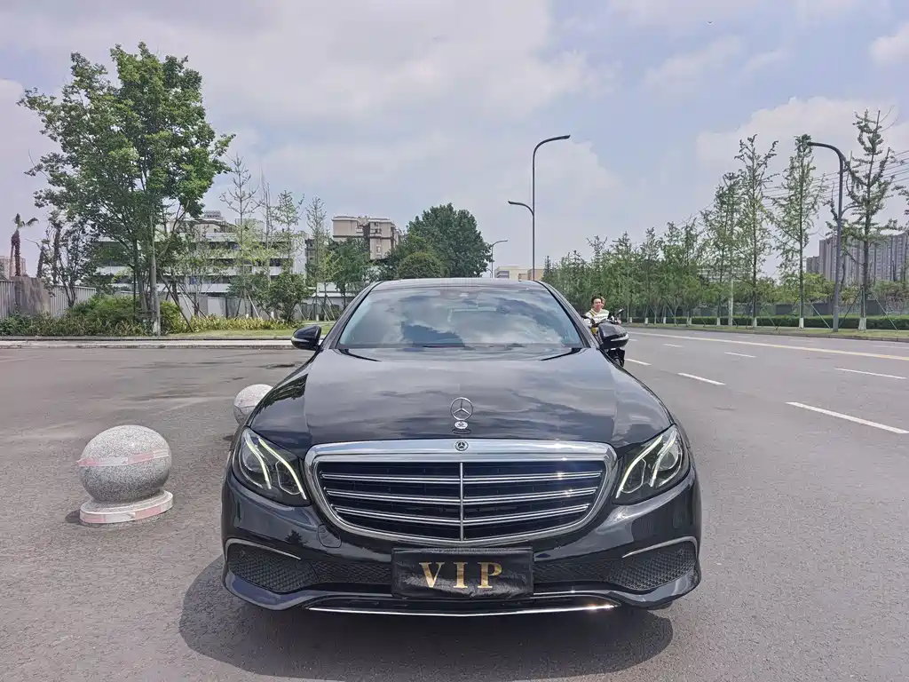 Mercedes-Benz E-Class 2016