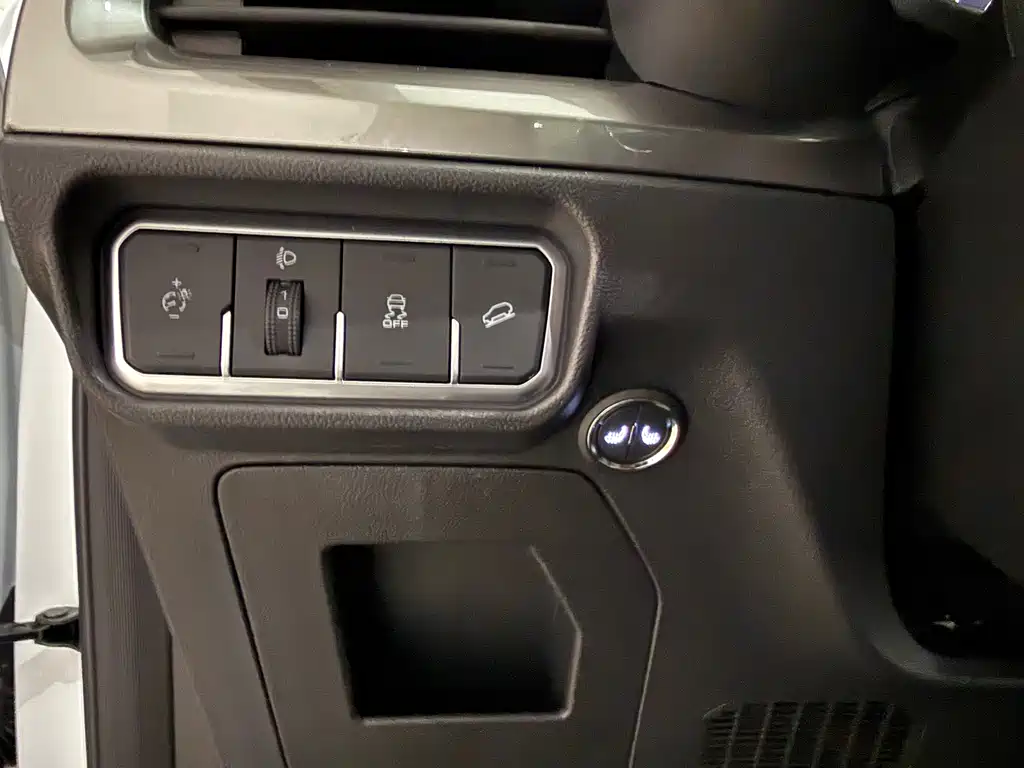 Haval H6 2023 — фото 17