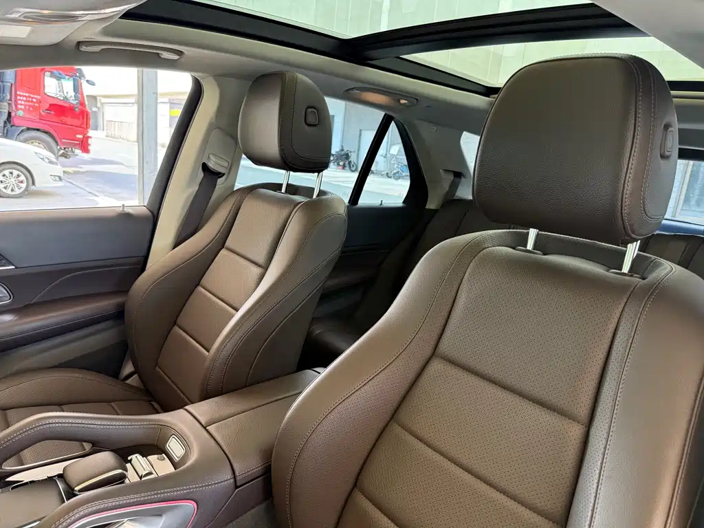 Mercedes-Benz GLE 2020 — фото 16