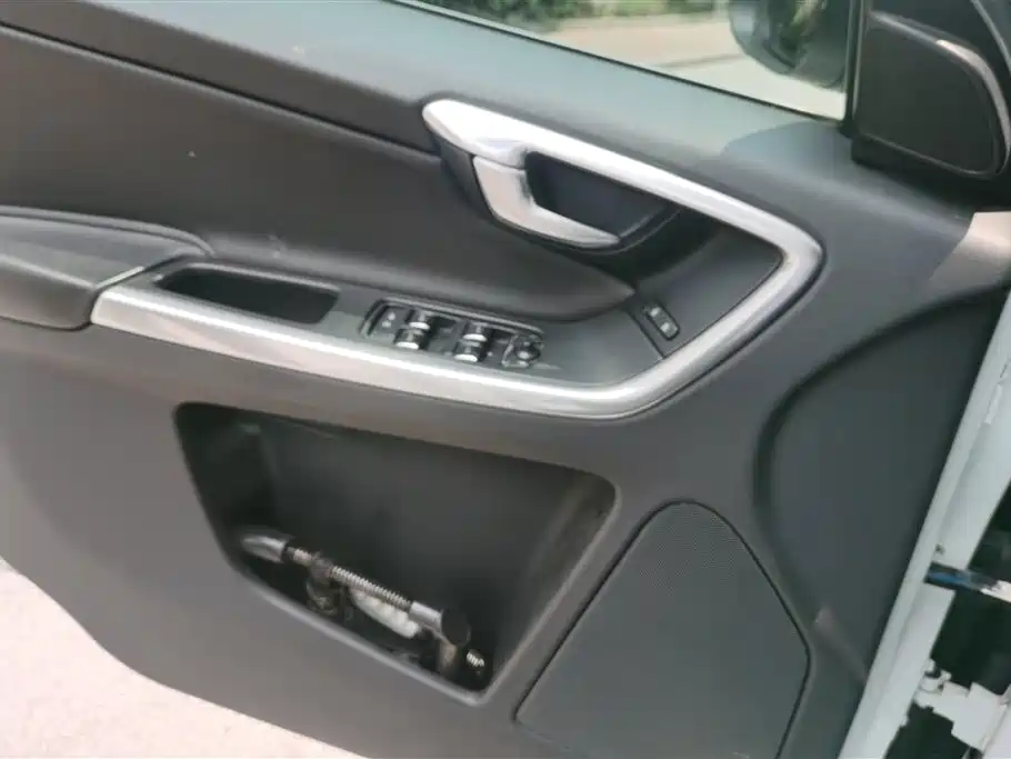 Volvo XC60 2017