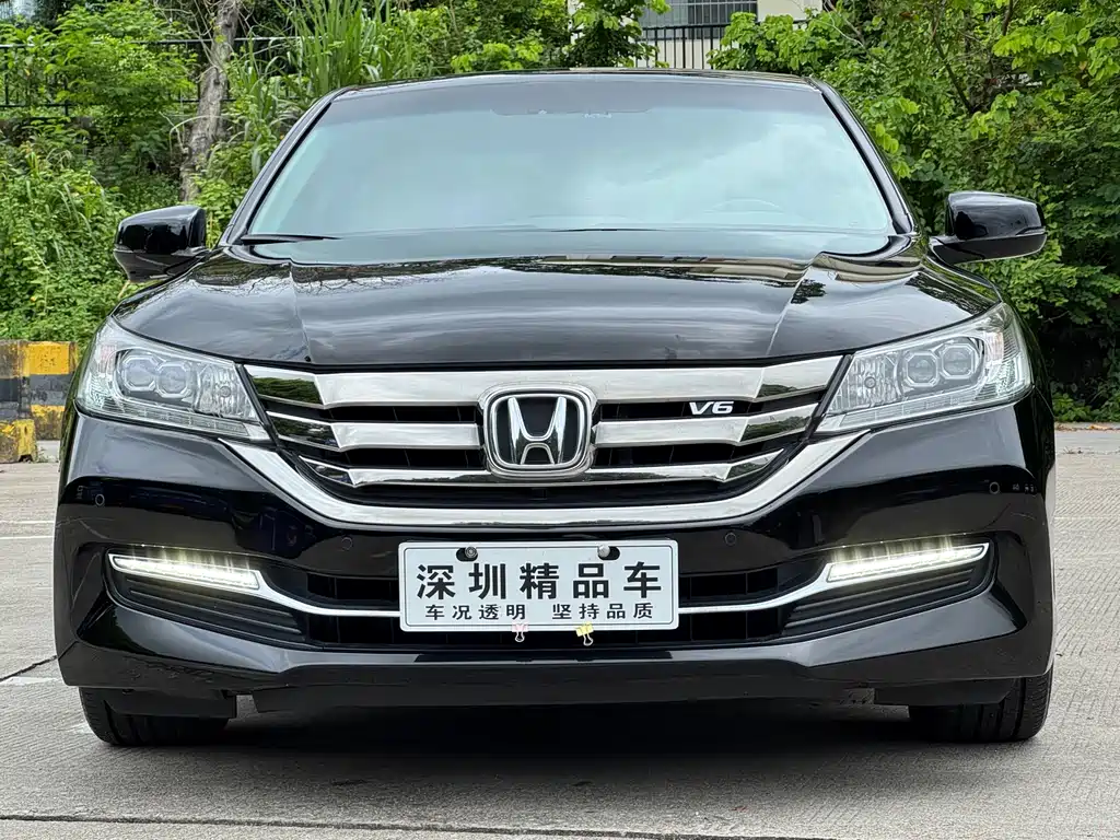Honda Accord 2016 — фото 2