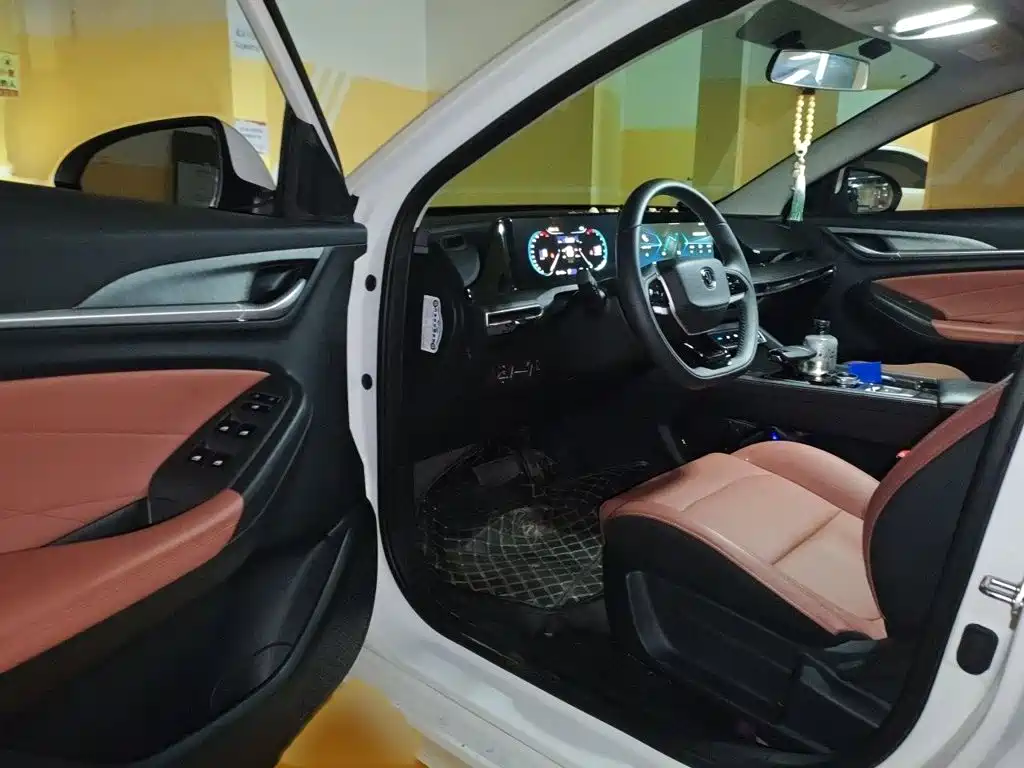 Changan Escape 2025 — фото 14
