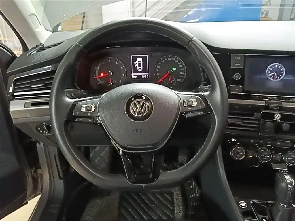 Volkswagen Bora 2019 — фото 11