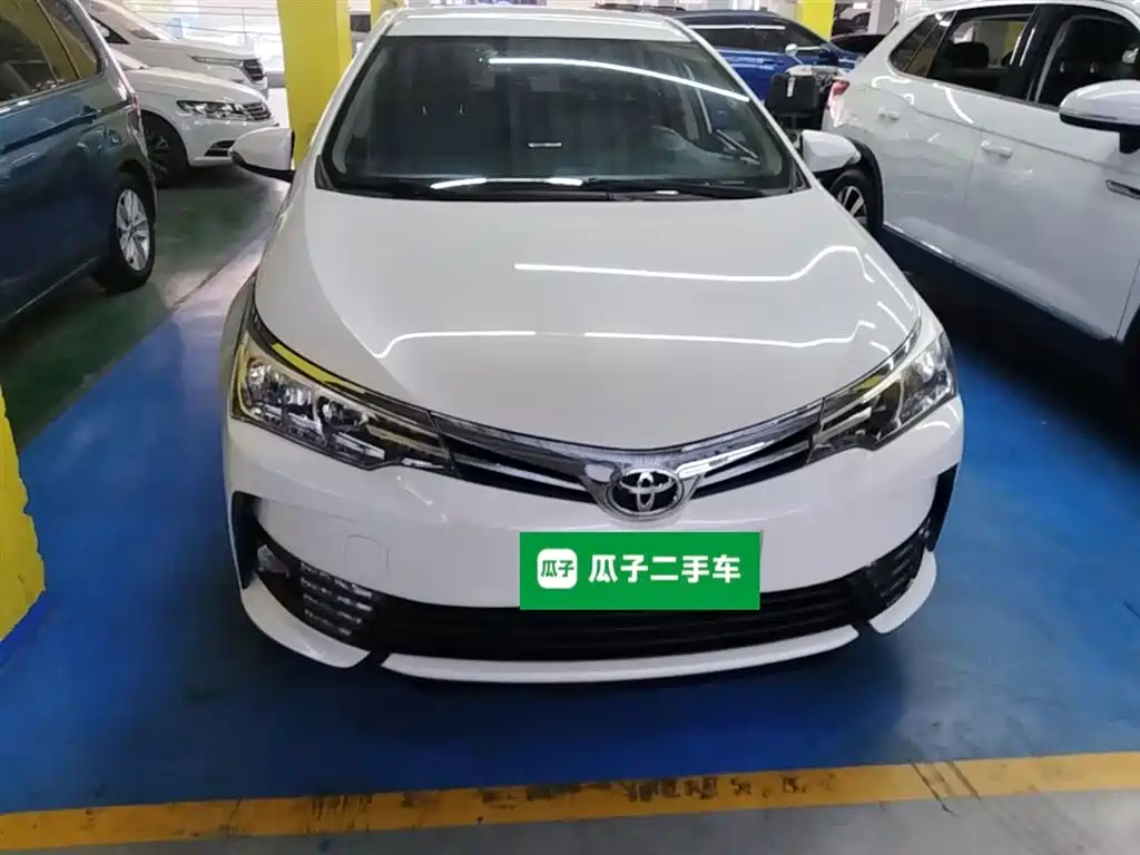 Toyota Corolla 2019 — фото 3