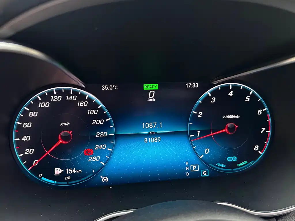 Mercedes-Benz C-Class 2019 — фото 18