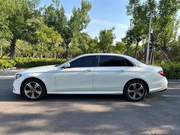 Mercedes-Benz E-Class 2019