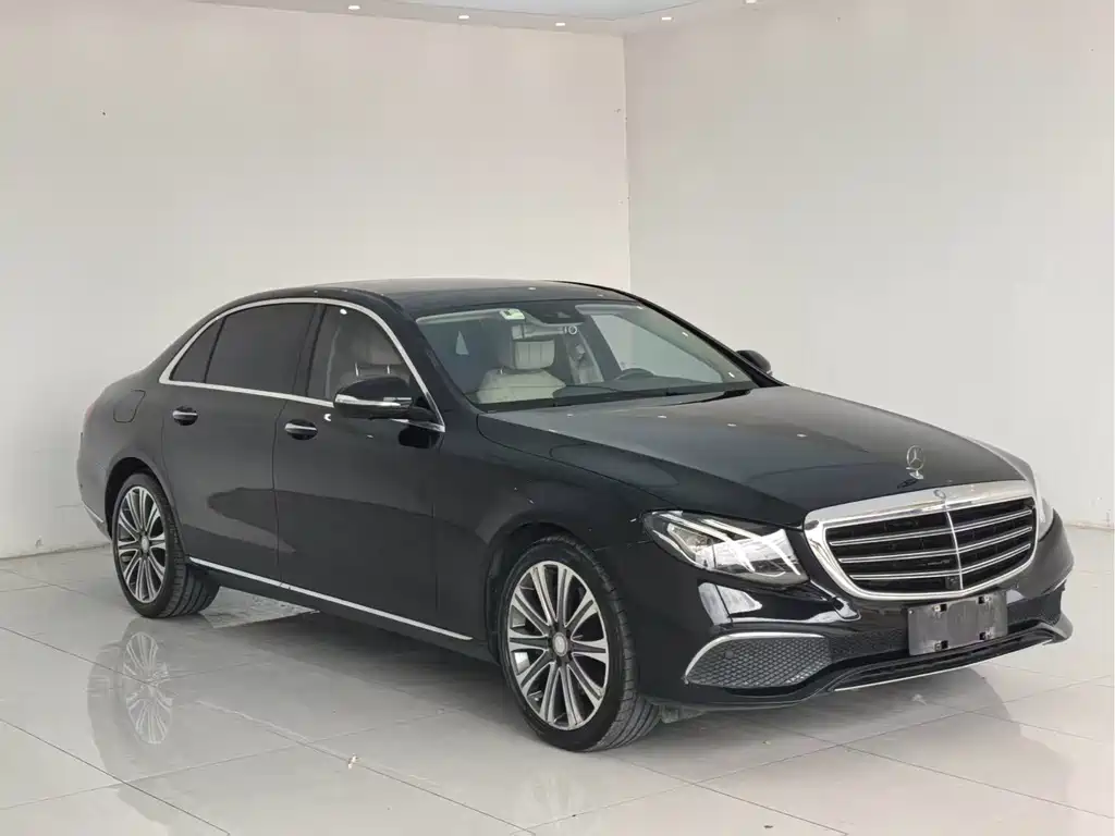 Mercedes-Benz E-Class 2016 — фото 3