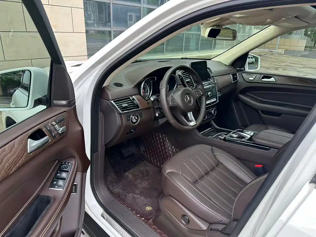 Mercedes-Benz GLE 2017
