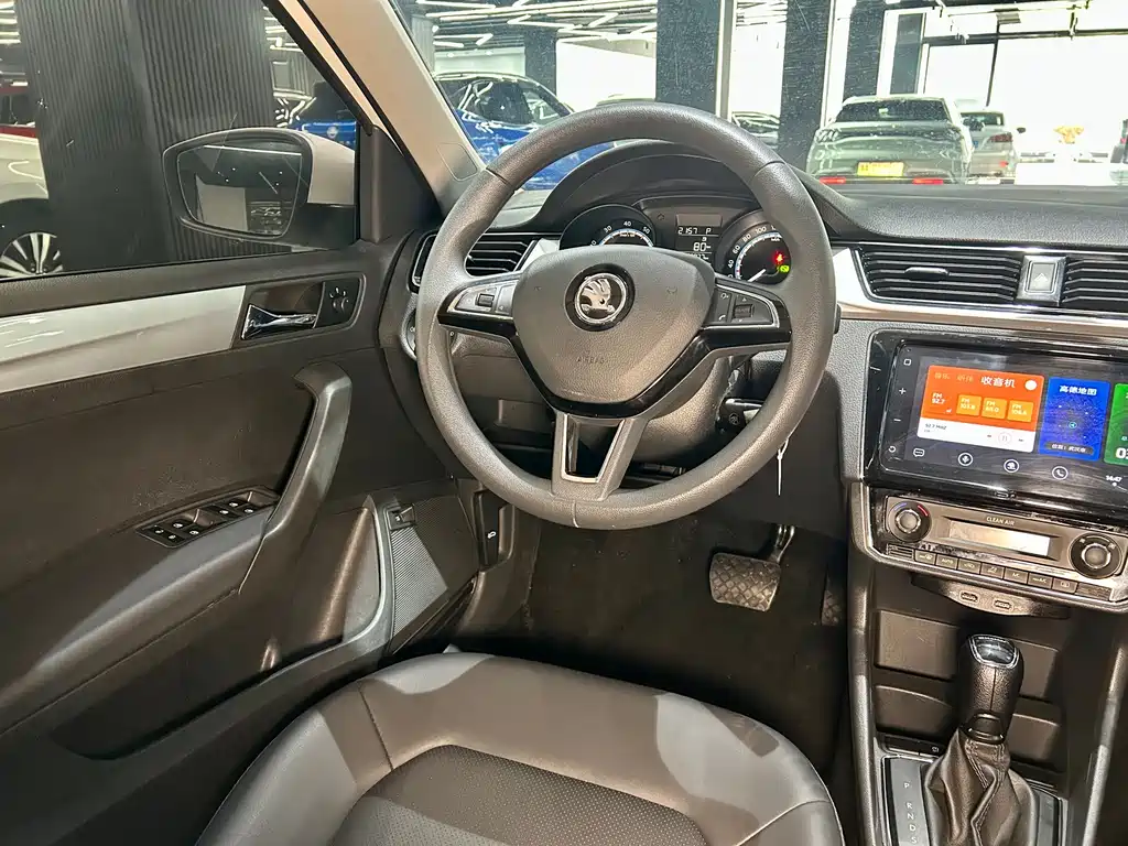 Skoda Rapid 2022 — фото 24