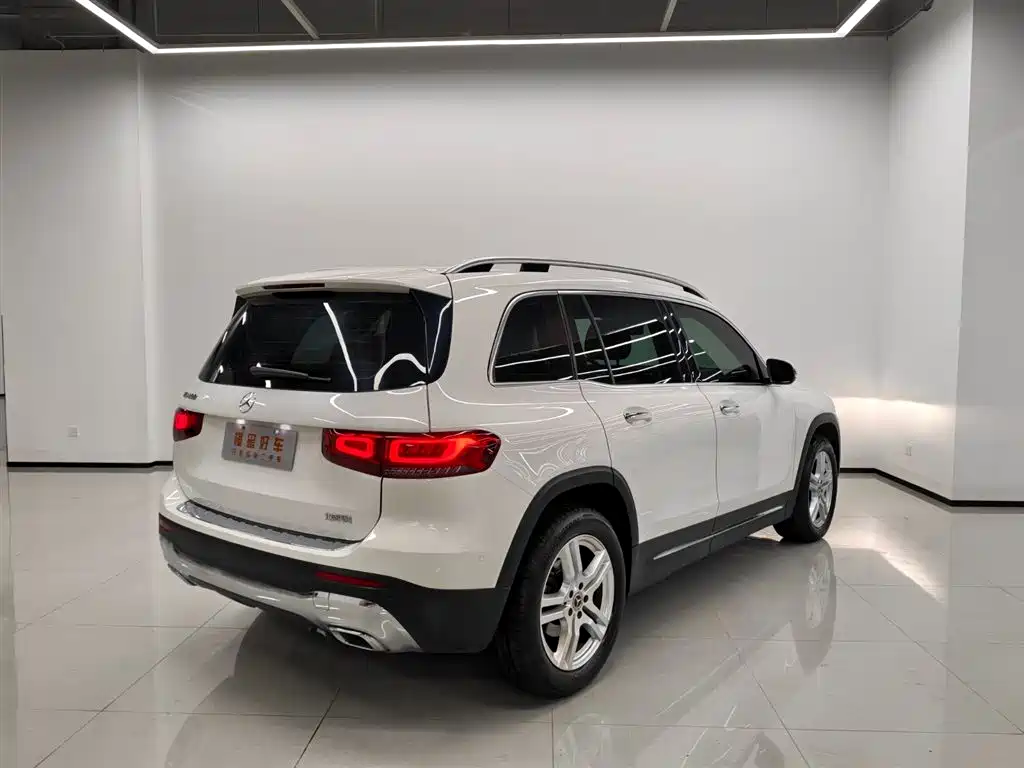 Mercedes-Benz GLB 2020