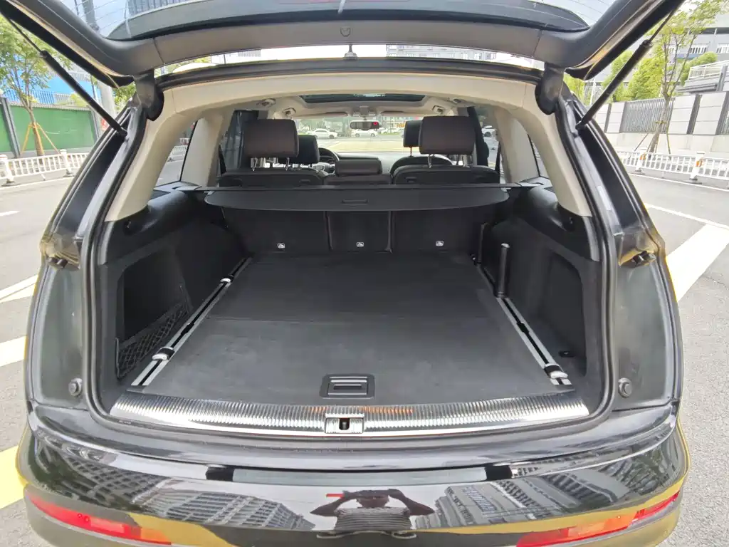 Audi Q7 2015 — фото 20