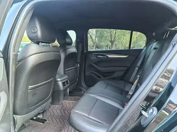 Cadillac CT5 2025