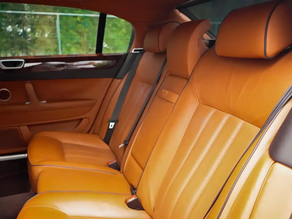 Bentley Flying Spur 2013 — фото 17