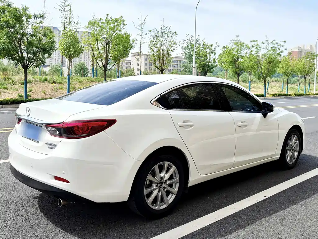 Mazda Atenza 2017 — фото 15