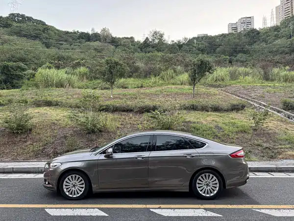 Ford Mondeo 2014