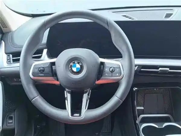 BMW X1 2025