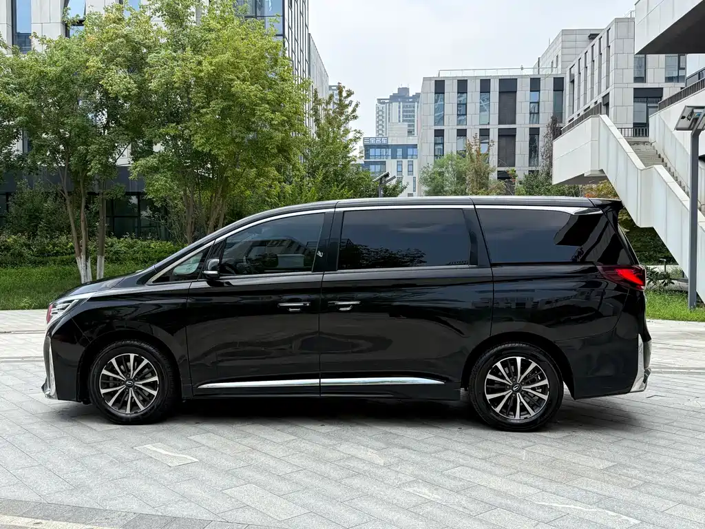 GAC Trumpchi M8 2023 — фото 3